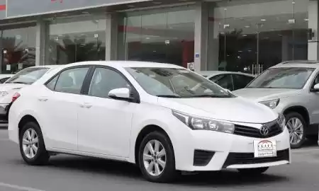 Использовал Toyota Corolla Продается в Аль-Садд , Доха #7143 - 1  image 